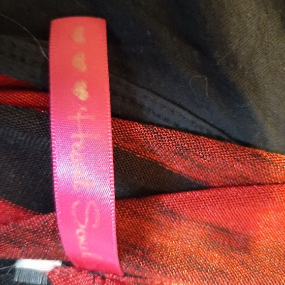 Heart soul red and black top - Picture 6 of 8